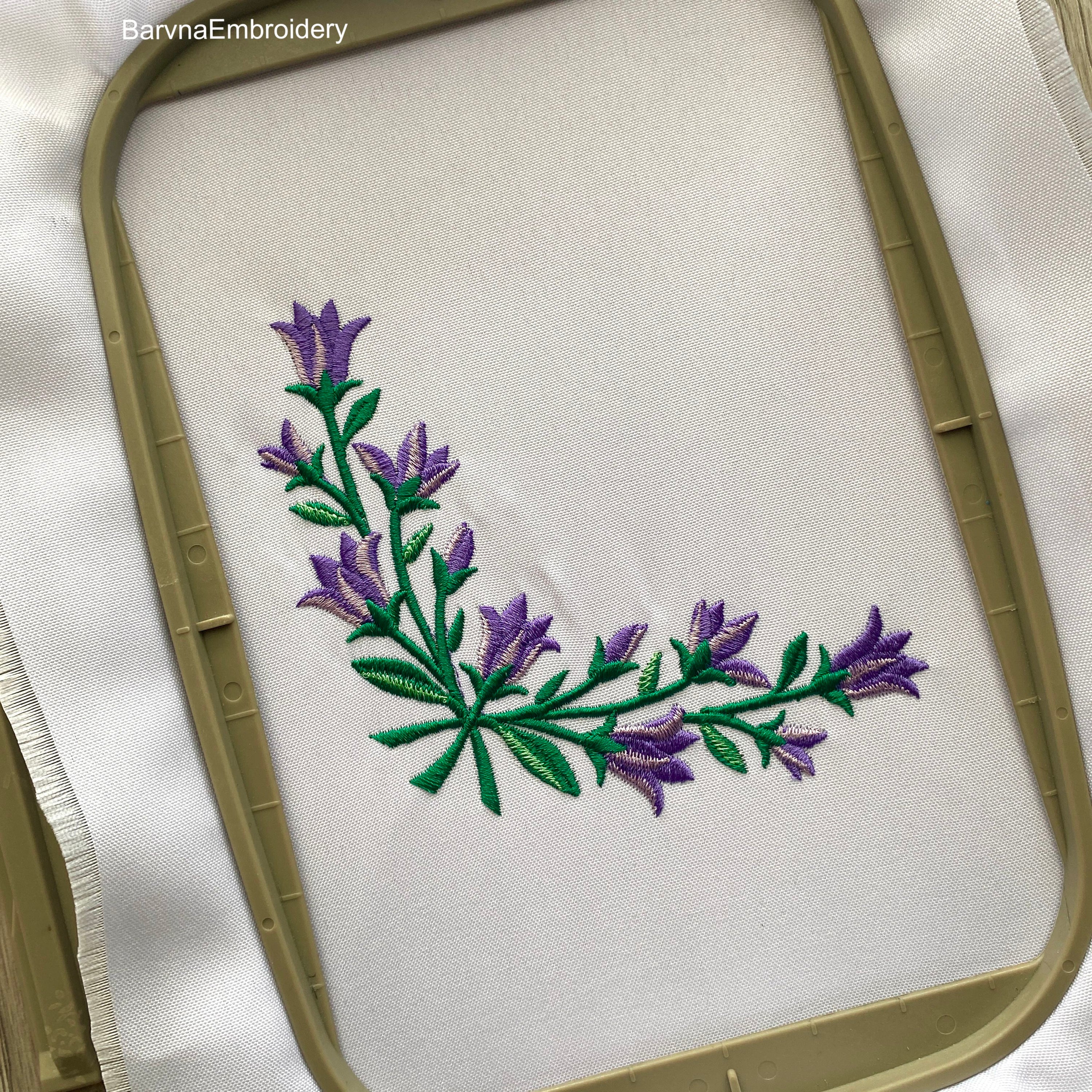 Bellflower Corner Machine Embroidery Design