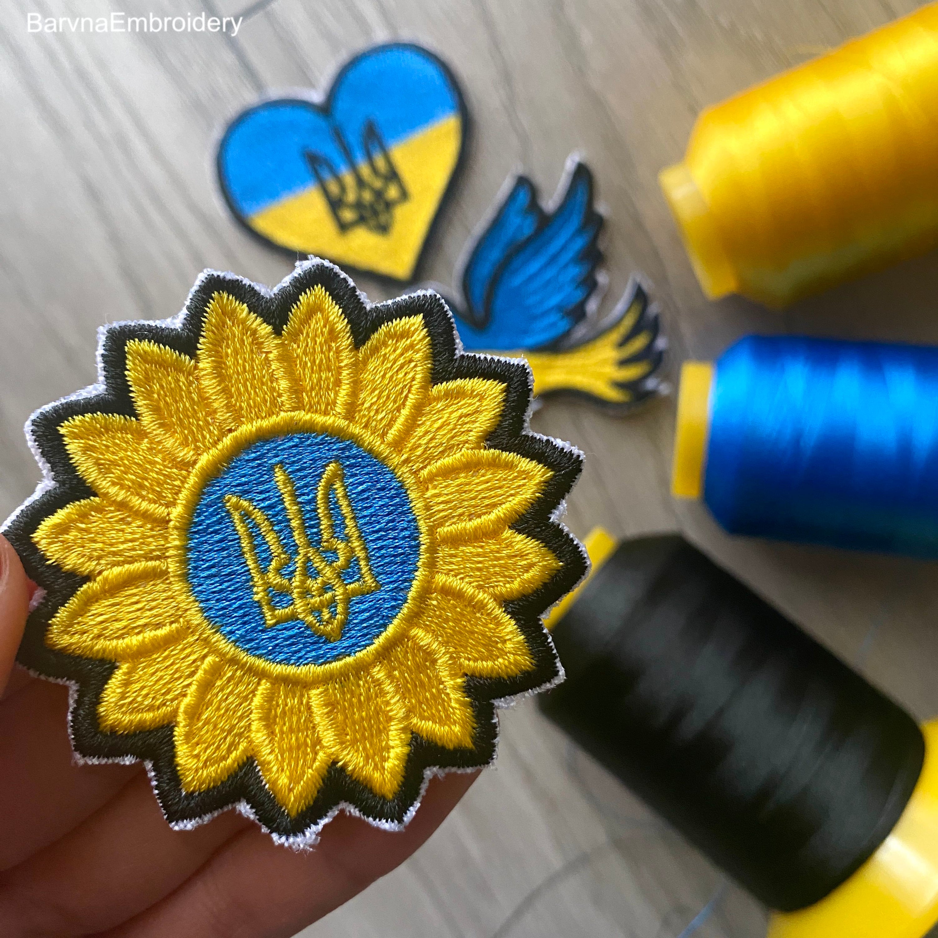 Sunflower Ukrainian flag embroidery design with satin border – ideal as a patch or for shirts, bags, and patriotic decor.