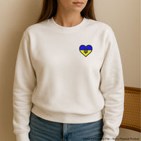 Heart-shaped Ukrainian flag embroidery with wheat stalks and satin border – perfect as a patch or for decorating clothes and bags.